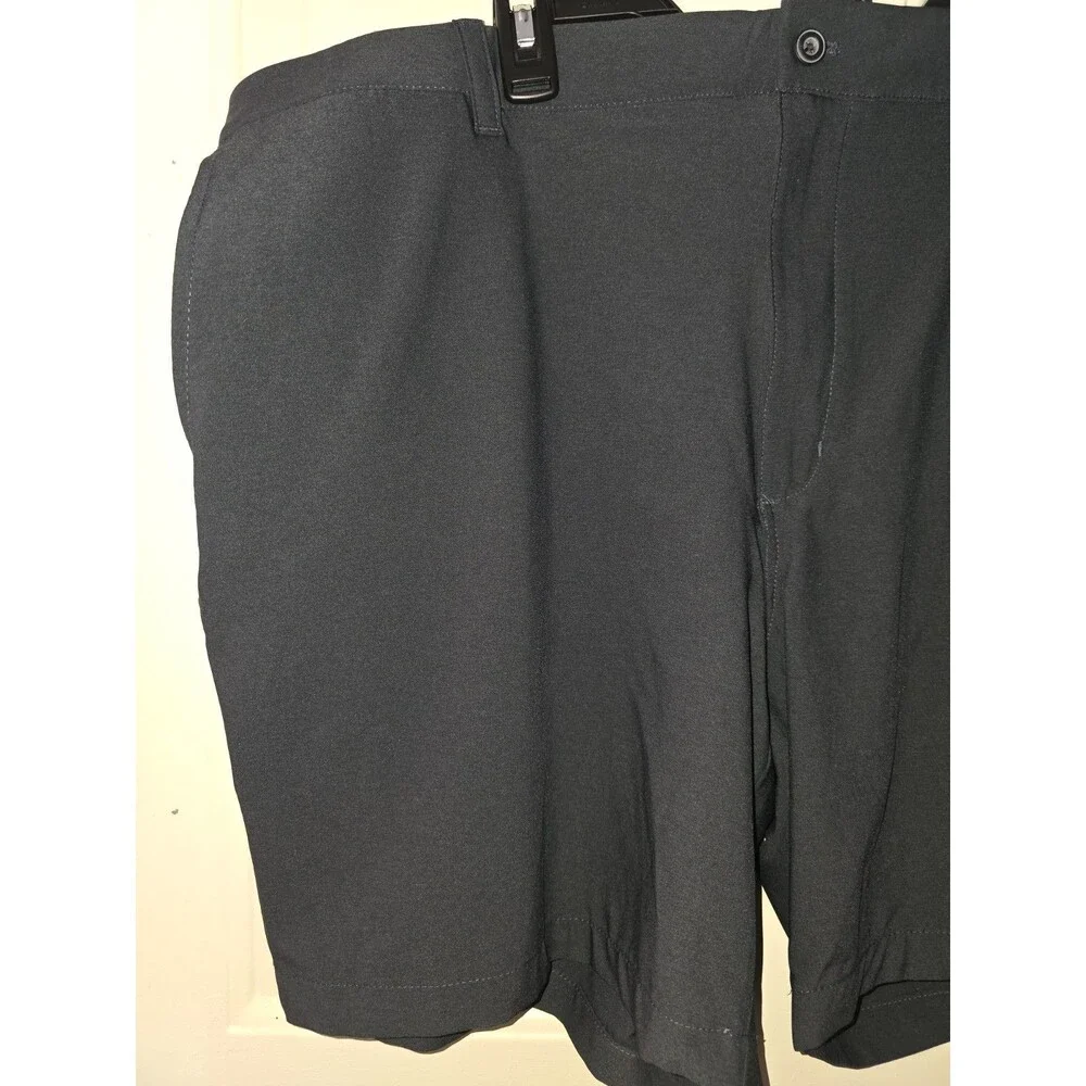 Perry Ellis Shorts Mens Size 42 PGA Tour Black Golf Sports Wear